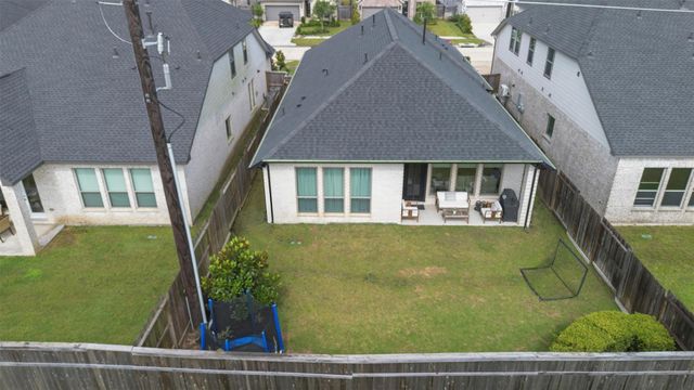 5215 Birch Shadow Drive, Fulshear, TX 77441