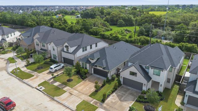 5215 Birch Shadow Drive, Fulshear, TX 77441