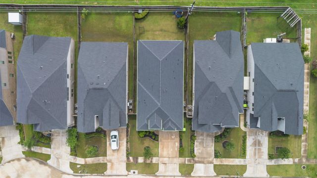 5215 Birch Shadow Drive, Fulshear, TX 77441