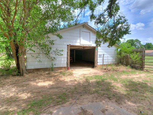 7610 NW 36th Street, Bethany, OK 73008