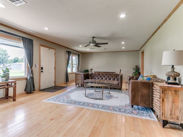 7610 NW 36th Street, Bethany, OK 73008