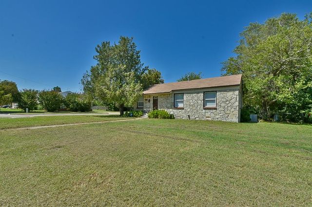 501 E Showalter Drive, Midwest City, OK 73110