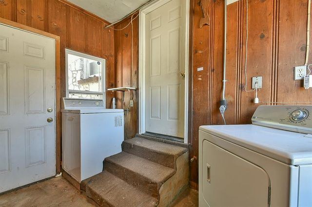 501 E Showalter Drive, Midwest City, OK 73110