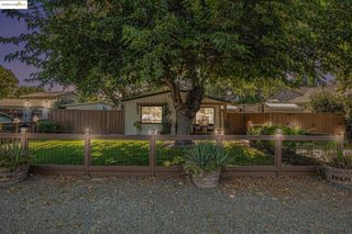 3439 Sanford St, Concord, CA 94520