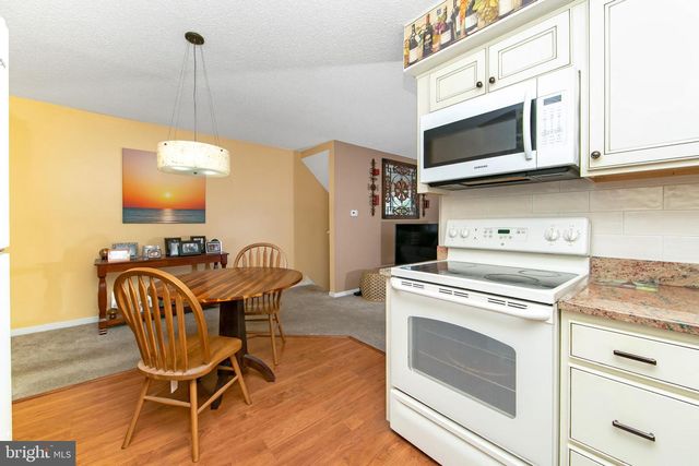 206 WINDING WAY, Westville, NJ 08093