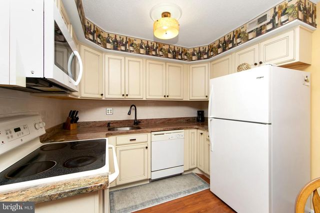 206 WINDING WAY, Westville, NJ 08093