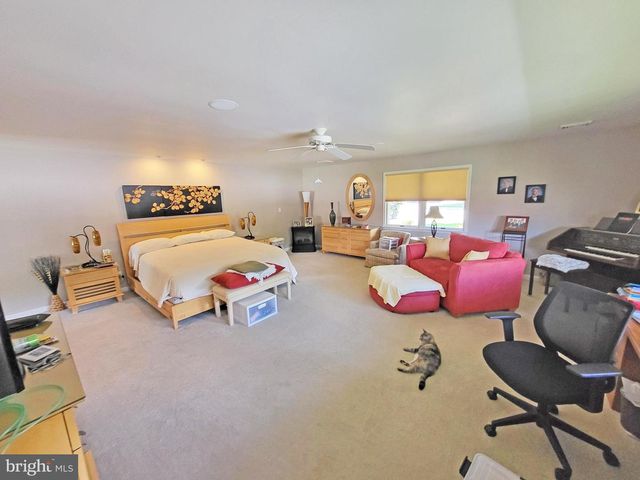 56 SANIBEL LN, Chambersburg, PA 17201