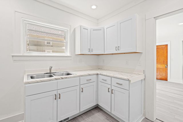 1568 Forrest Avenue Ne, City Of Grand Rapids, MI 49505