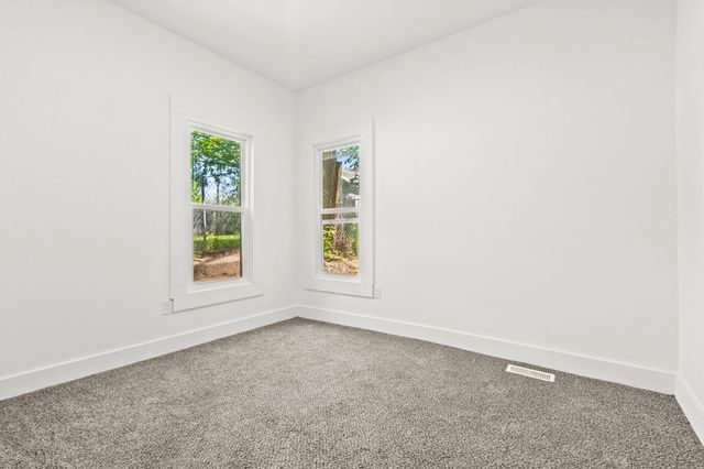 1568 Forrest Avenue Ne, City Of Grand Rapids, MI 49505