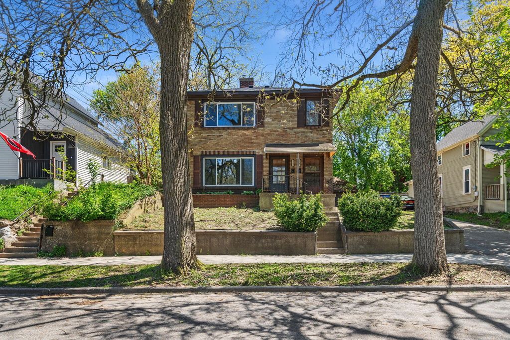 1568 Forrest Avenue Ne, City Of Grand Rapids, MI 49505