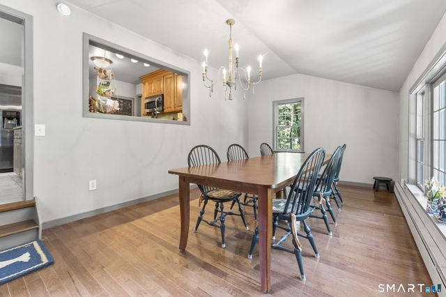 136 Heritage Drive, Glastonbury, CT 06033