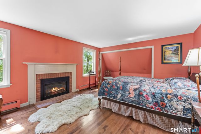 136 Heritage Drive, Glastonbury, CT 06033