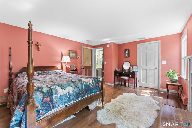 136 Heritage Drive, Glastonbury, CT 06033