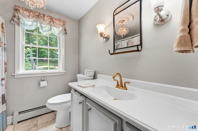 136 Heritage Drive, Glastonbury, CT 06033