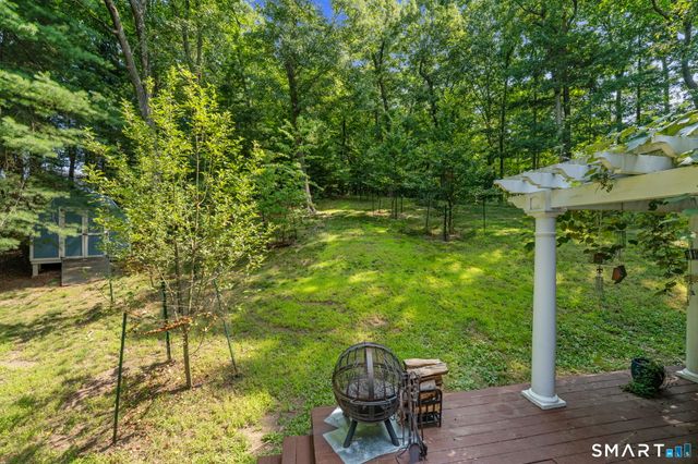 136 Heritage Drive, Glastonbury, CT 06033