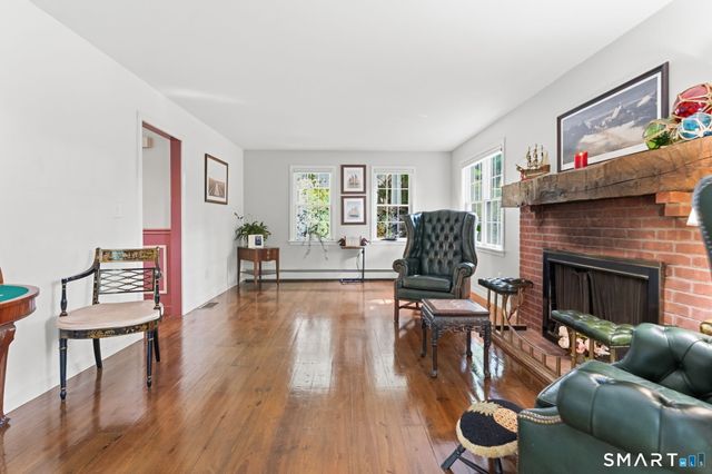 136 Heritage Drive, Glastonbury, CT 06033