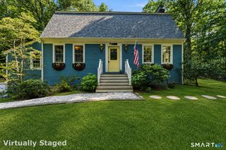 136 Heritage Drive, Glastonbury, CT 06033