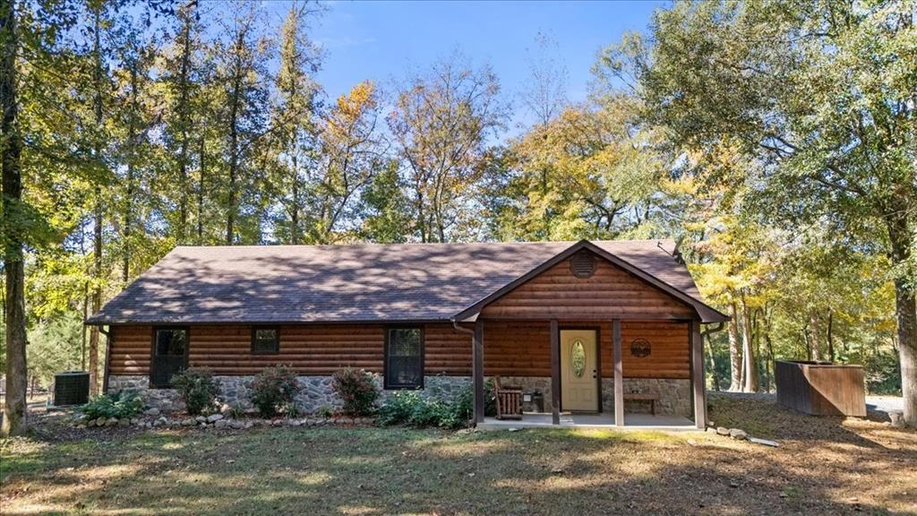 Image 32 of property listing at 871 Riverview Road, Smithville, OK 74957