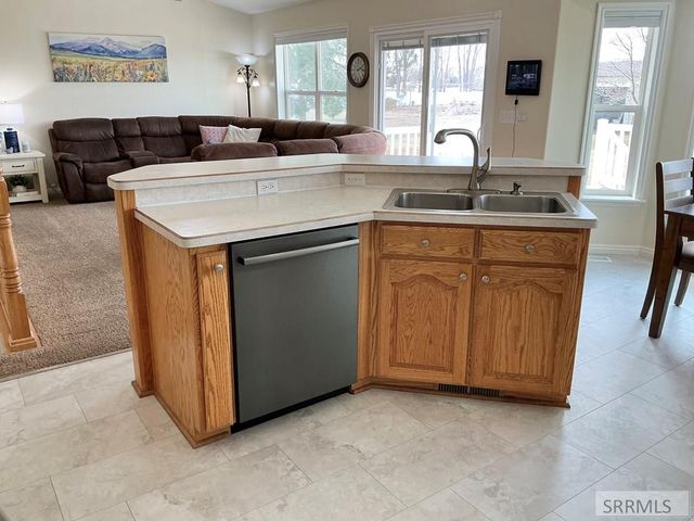 323 N 4200 E, Rigby, ID 83442