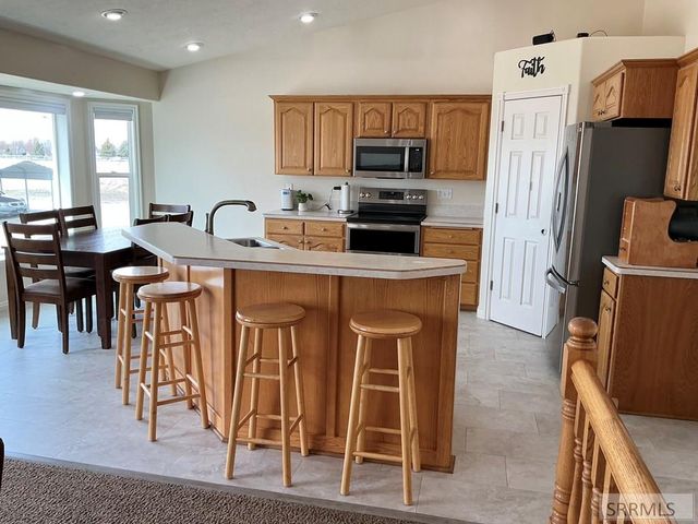 323 N 4200 E, Rigby, ID 83442