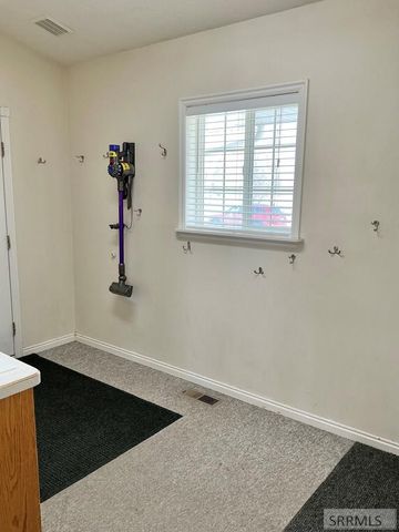 323 N 4200 E, Rigby, ID 83442