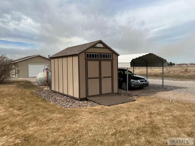 323 N 4200 E, Rigby, ID 83442