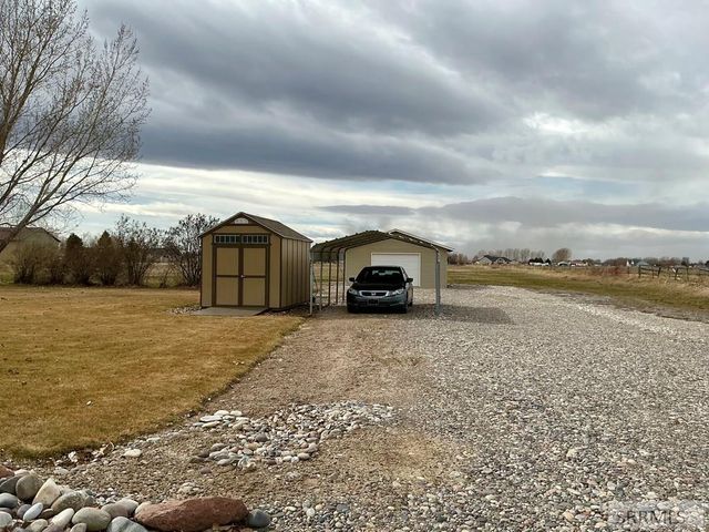 323 N 4200 E, Rigby, ID 83442