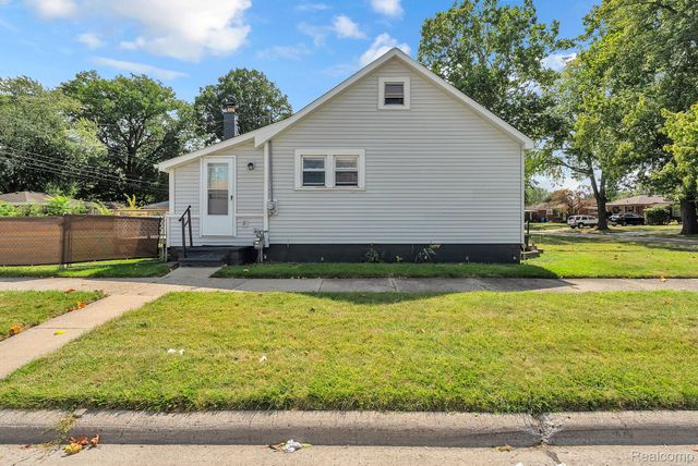 4401 Katherine Street, Dearborn Heights, MI 48125