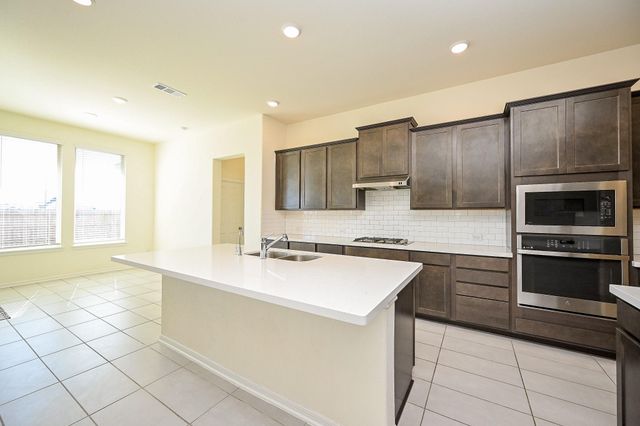 5134 Sapphire Creek Drive, Richmond, TX 77469