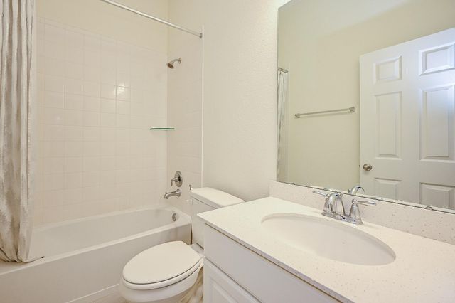 5134 Sapphire Creek Drive, Richmond, TX 77469