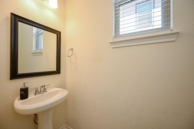 5134 Sapphire Creek Drive, Richmond, TX 77469