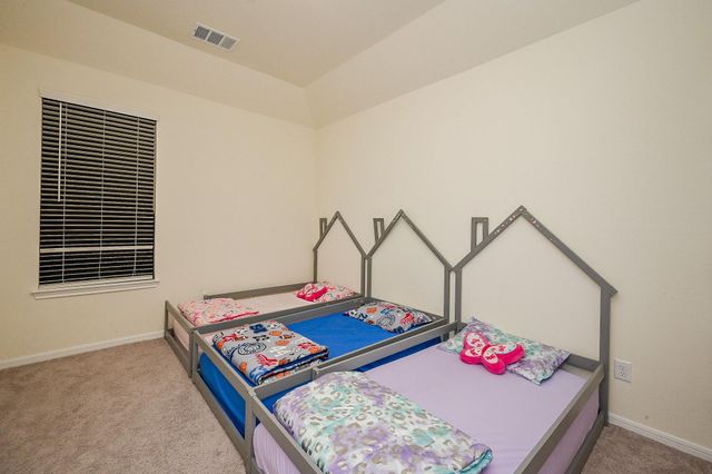 5134 Sapphire Creek Drive, Richmond, TX 77469