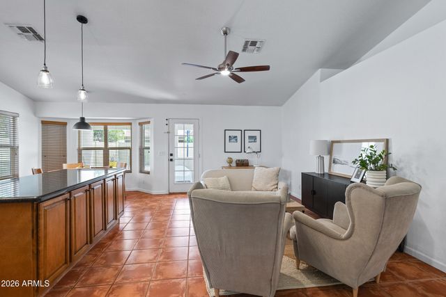 2063 E RANCH Court, Gilbert, AZ 85296