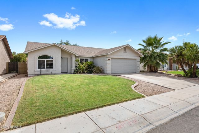 2063 E RANCH Court, Gilbert, AZ 85296