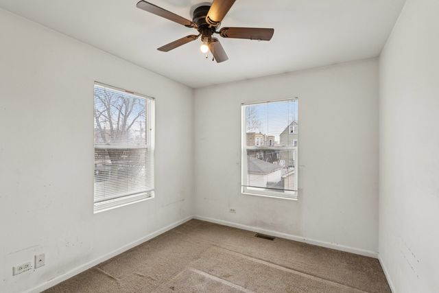 1337 S 49th Avenue, Cicero, IL 60804