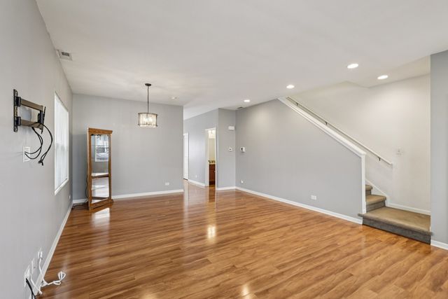 1337 S 49th Avenue, Cicero, IL 60804