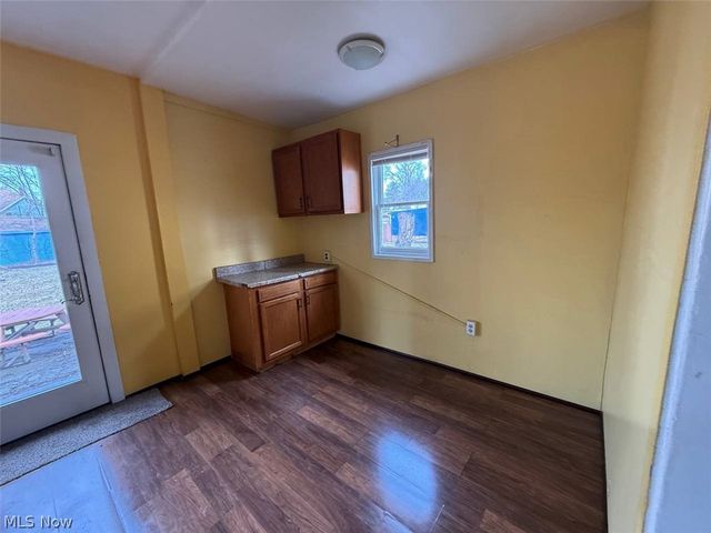 2329 Winfield Way NE, Canton, OH 44705