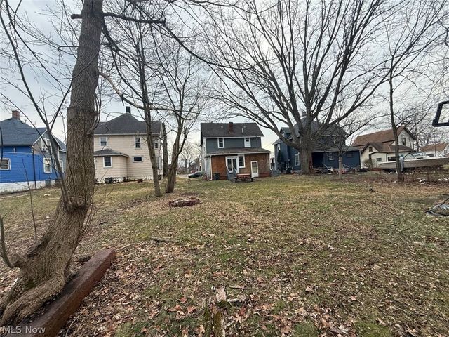 2329 Winfield Way NE, Canton, OH 44705