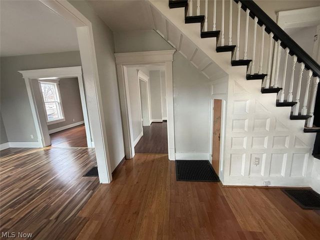 2329 Winfield Way NE, Canton, OH 44705