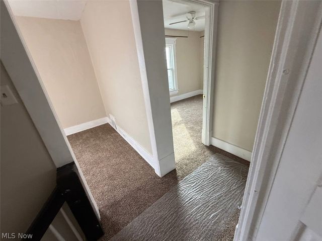 2329 Winfield Way NE, Canton, OH 44705