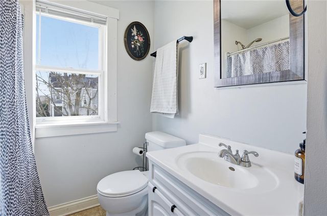 702 5th Avenue, Eau Claire, WI 54703