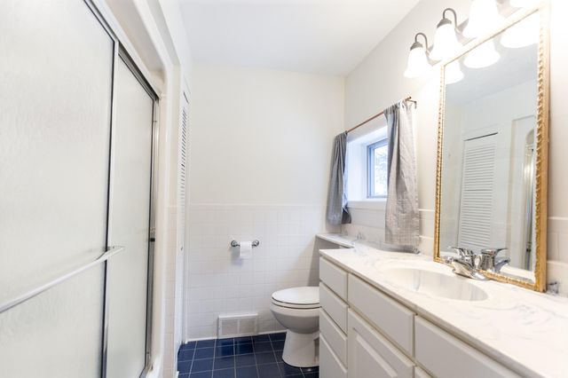 48102 W Mckean Drive, New Buffalo, MI 49117