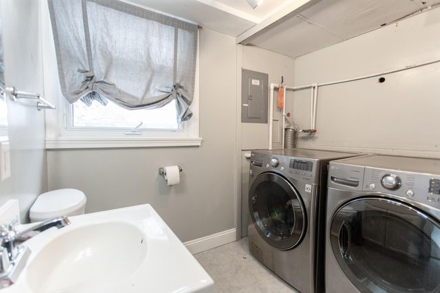 48102 W Mckean Drive, New Buffalo, MI 49117