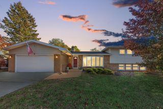 48102 W Mckean Drive, New Buffalo, MI 49117