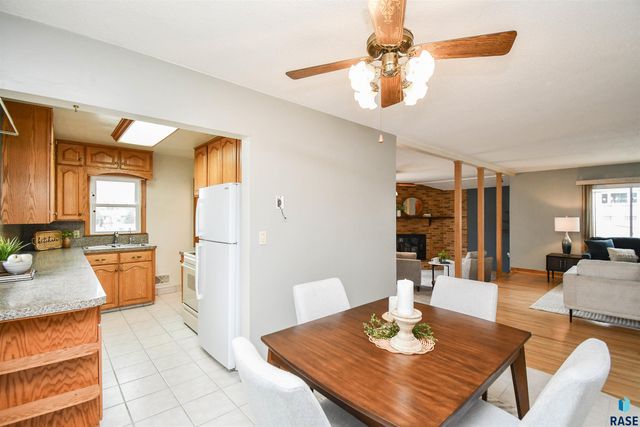 2200 W 28th St Street, Sioux Falls, SD 57105