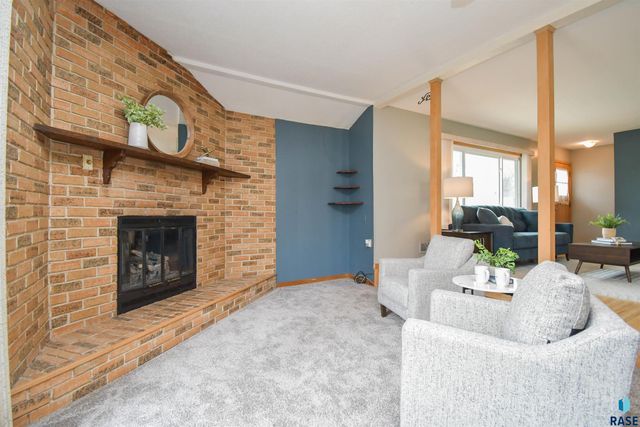 2200 W 28th St Street, Sioux Falls, SD 57105