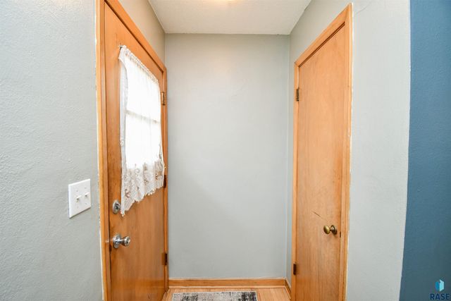 2200 W 28th St Street, Sioux Falls, SD 57105