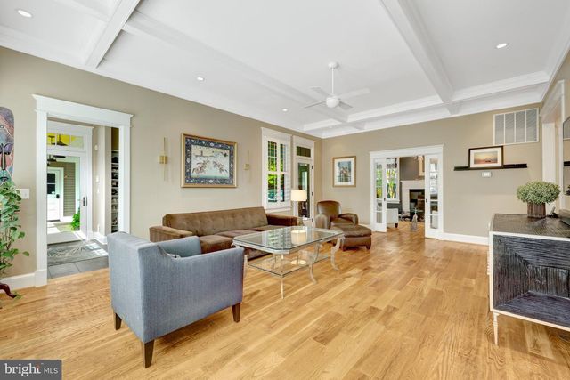 1506 PATHFINDER LN, Mclean, VA 22101