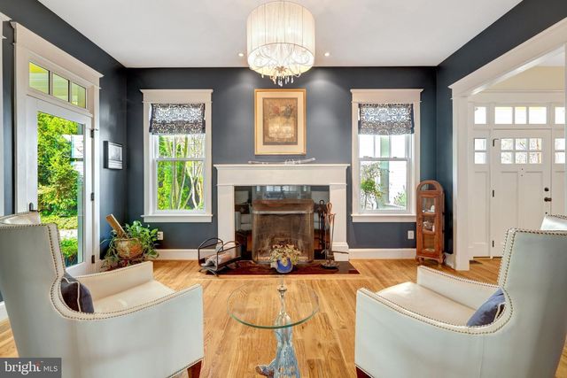 1506 PATHFINDER LN, Mclean, VA 22101