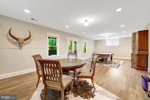 1506 PATHFINDER LN, Mclean, VA 22101